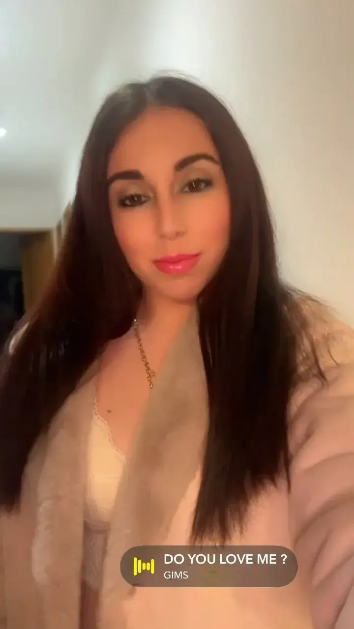Leak & nude 7 — Morena-13