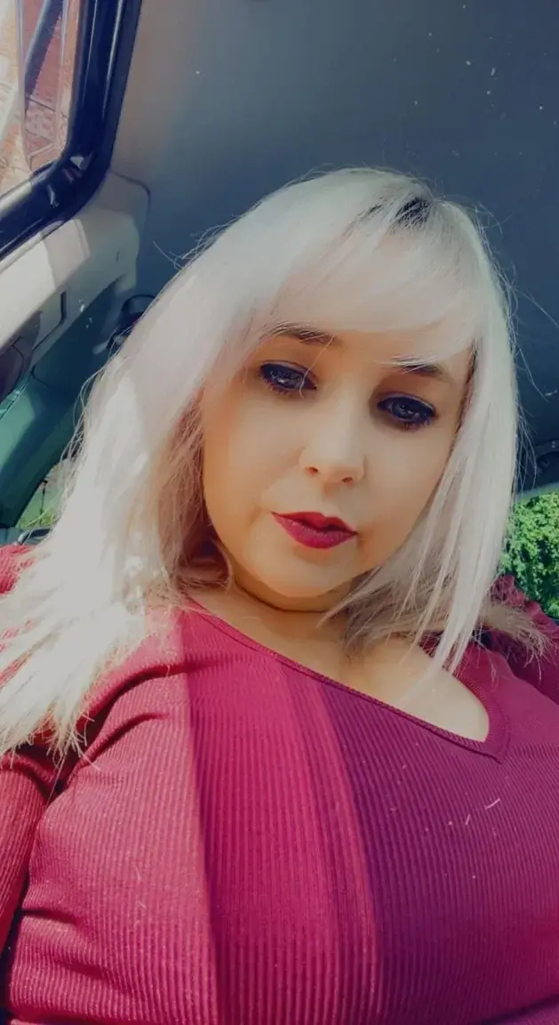 Leak & nude MYM — mariiinah-off : « média » (MYM)