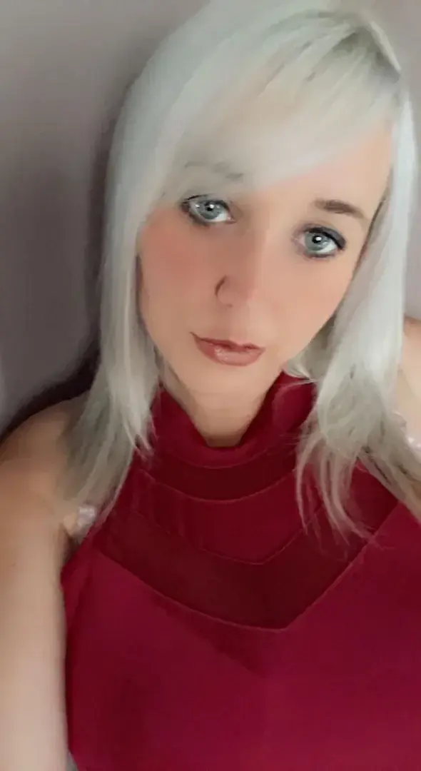 Leak & nude MYM — mariiinah-off : « média » (MYM)