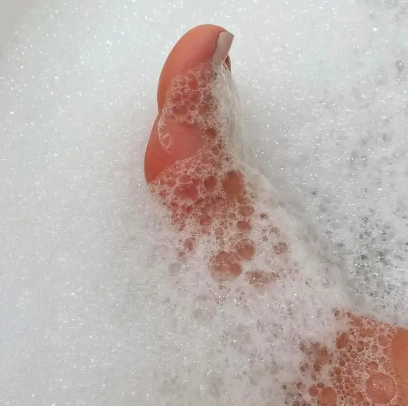 Leak & nude 2 — Feet4dessert