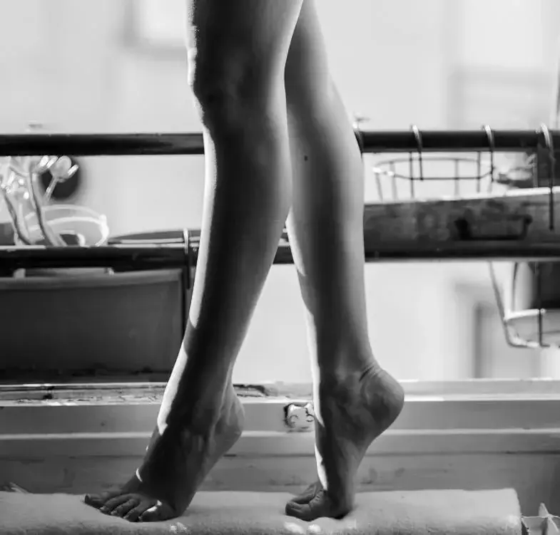 Leak & nude 1 — Feetgirlpix