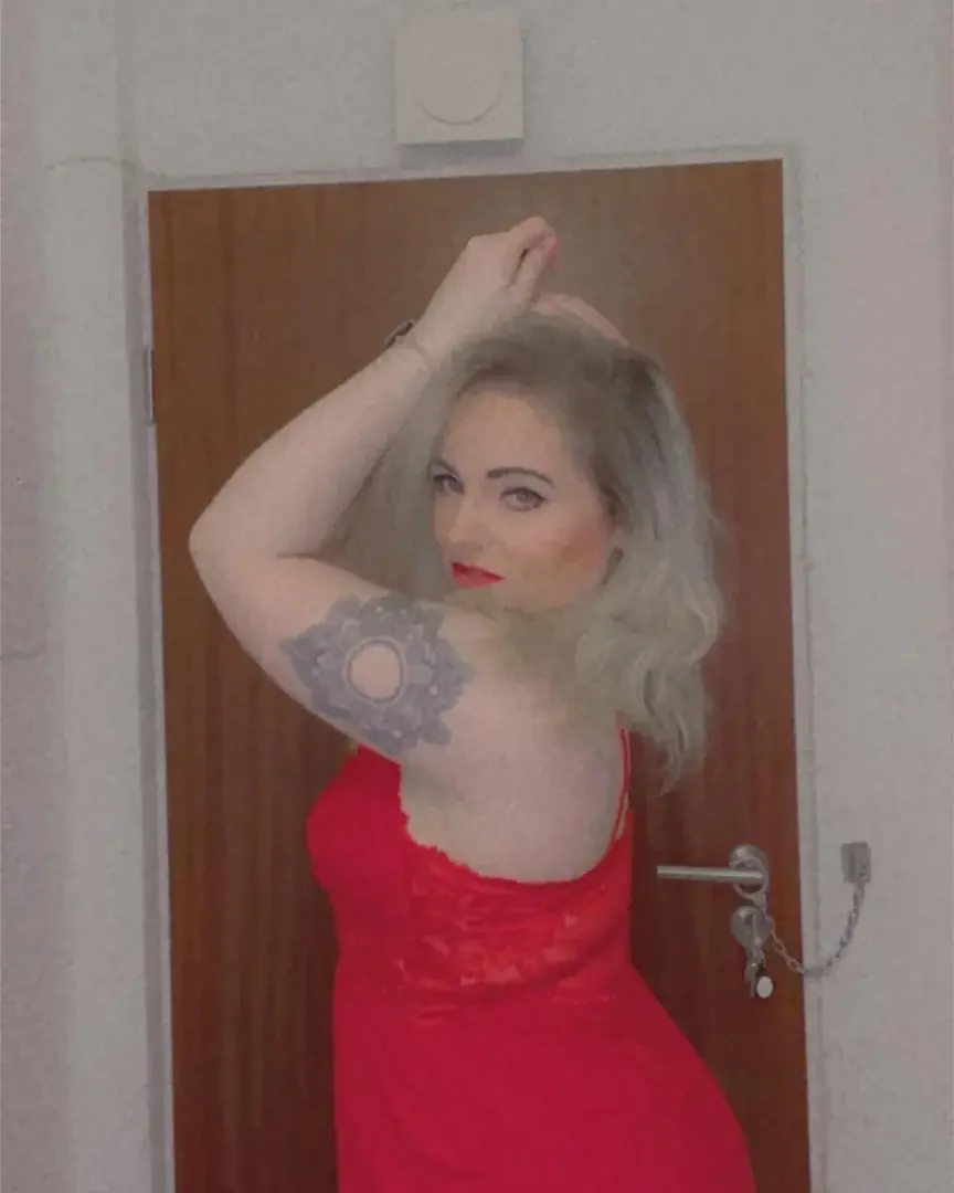 Leak & nude 2 — sadinstagirl_