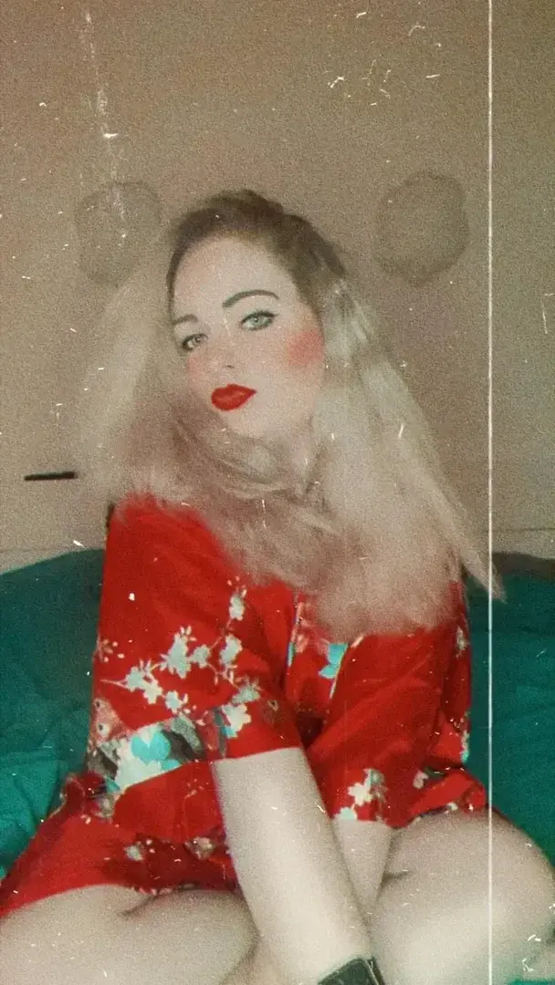 Leak & nude 5 — sadinstagirl_