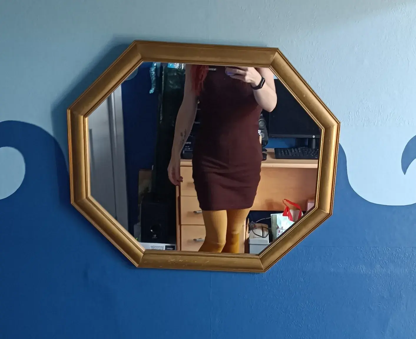 Love this cute dress. And I'm a big fan of brightly coloured tights. #Dress #Mirror #Cute