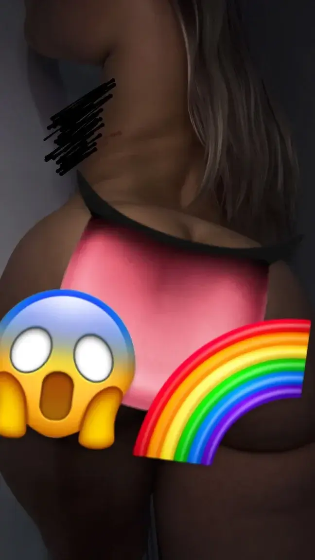 Leak & nude MYM — Elodie_brn : « média » (MYM)