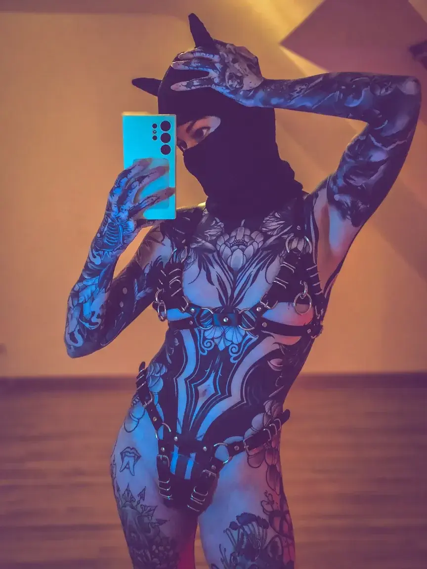 Leak & nude 3 — Heronne