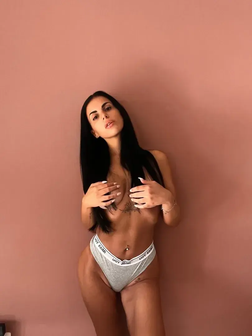 Leak & nude 3 — Mariannanagno