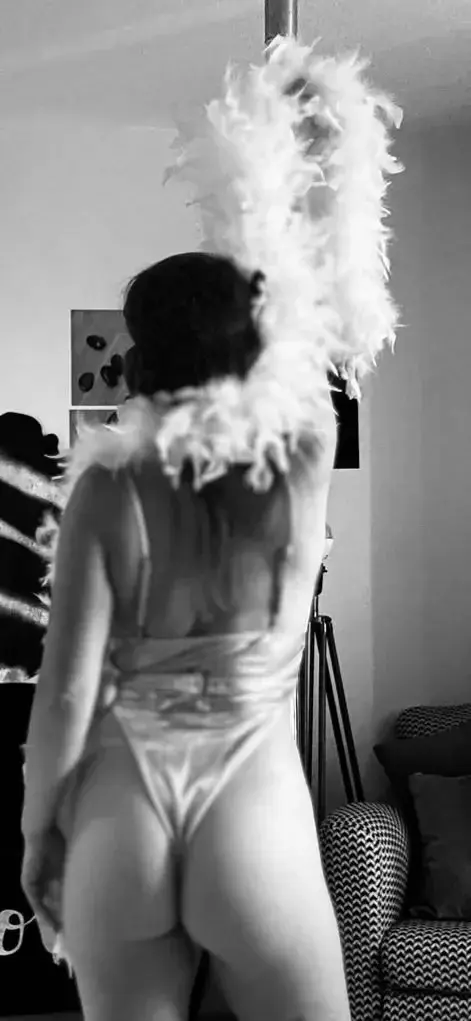 Avatar de Coquine_cuir_lingerie