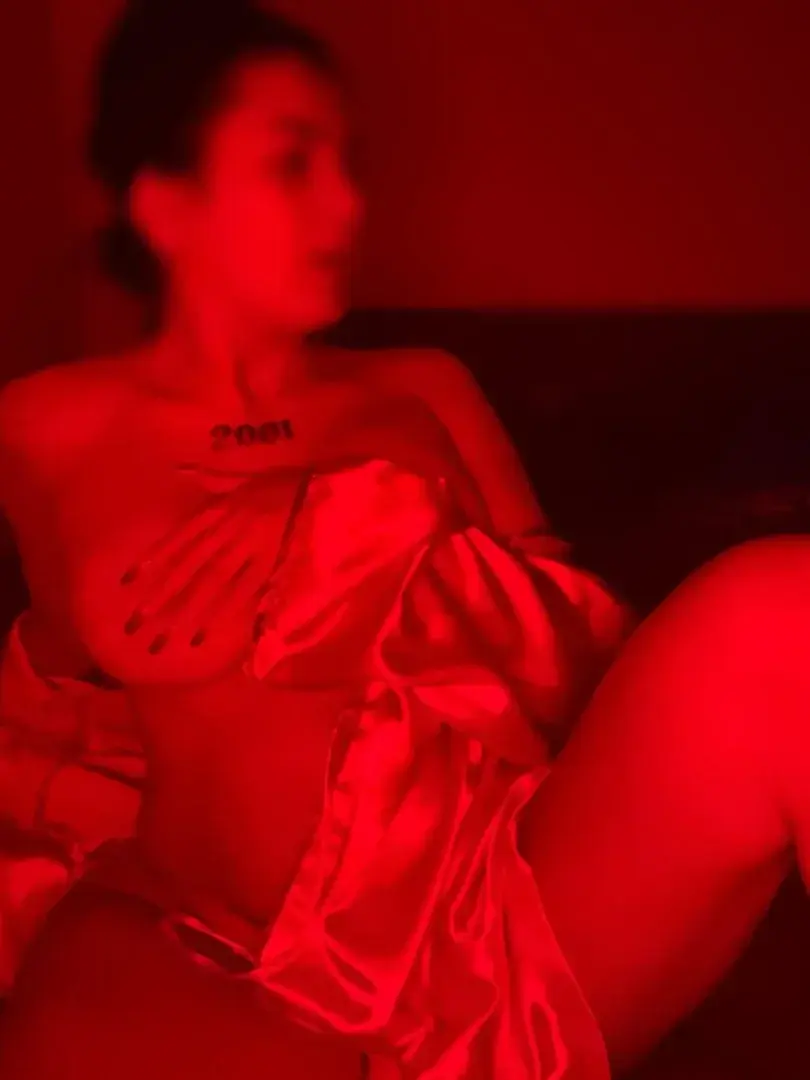 Petassment - Photo exclusive MYM 4 | French Modèles