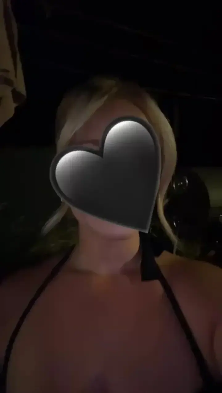 Body-curvy - Vidéo exclusive MYM | French Modèles