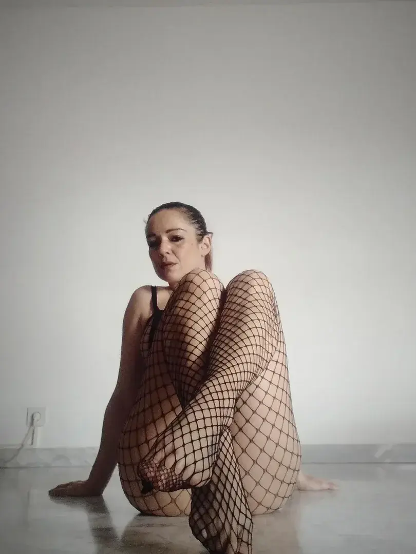 Leak & nude 1 — Dominatrixdoll