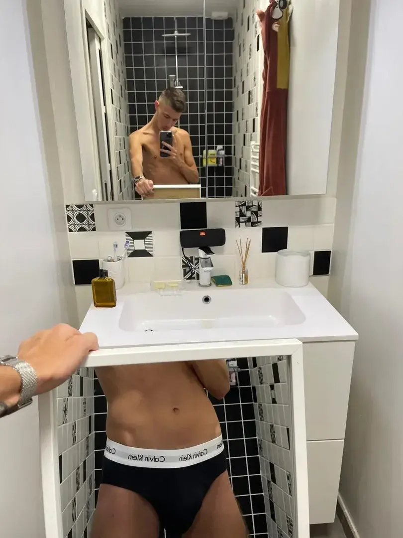 Leak & nude 1 — Arcadius98