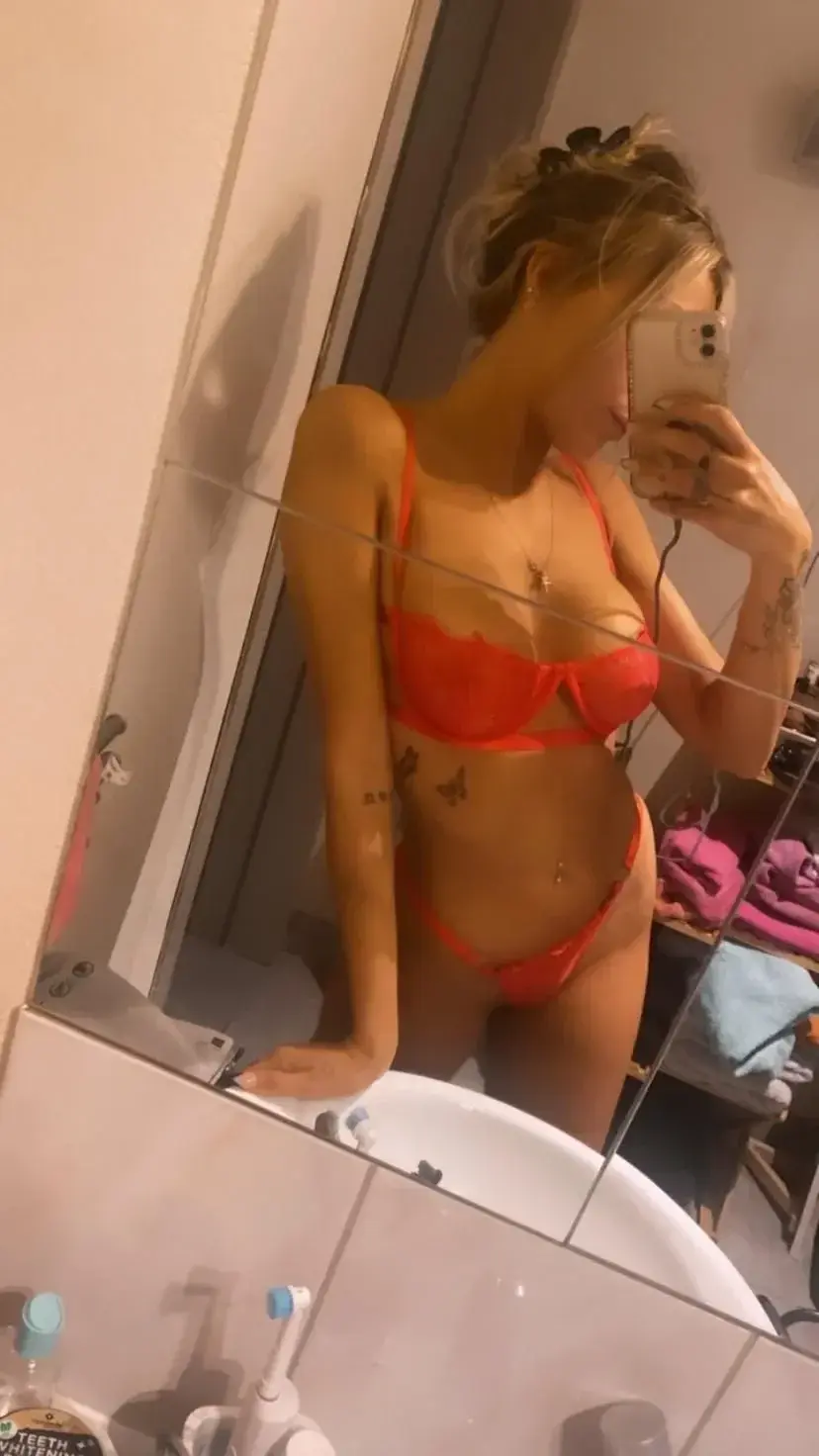Leak & nude 4 — _pussykitty