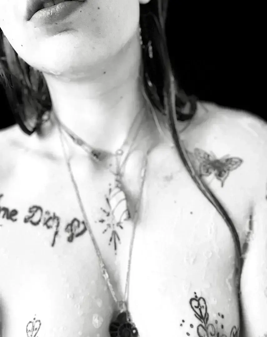 😏🖤