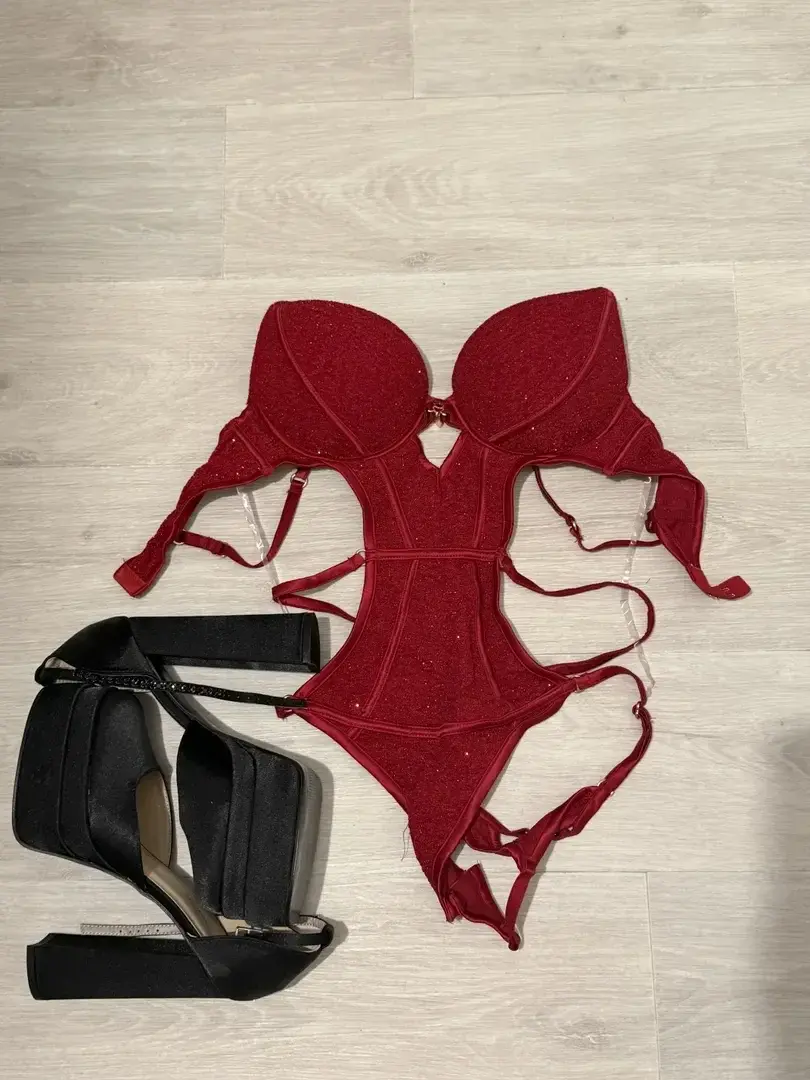 Leak & nude 1 — Vanadis