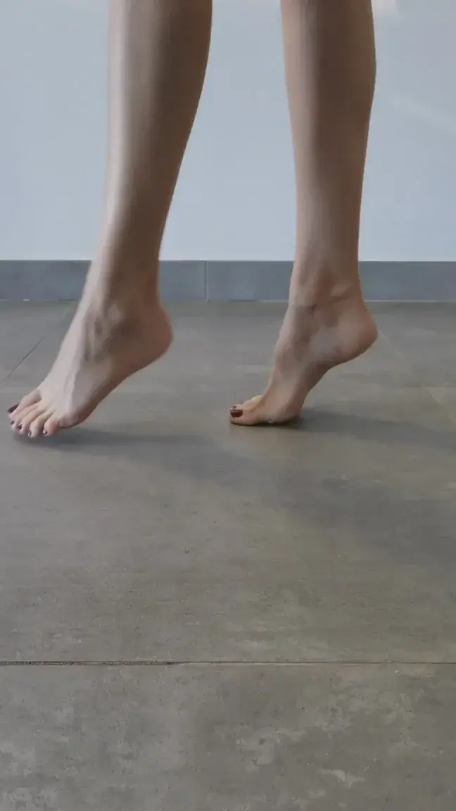 Leak & nude 4 — Petitspiedsdedanseuse