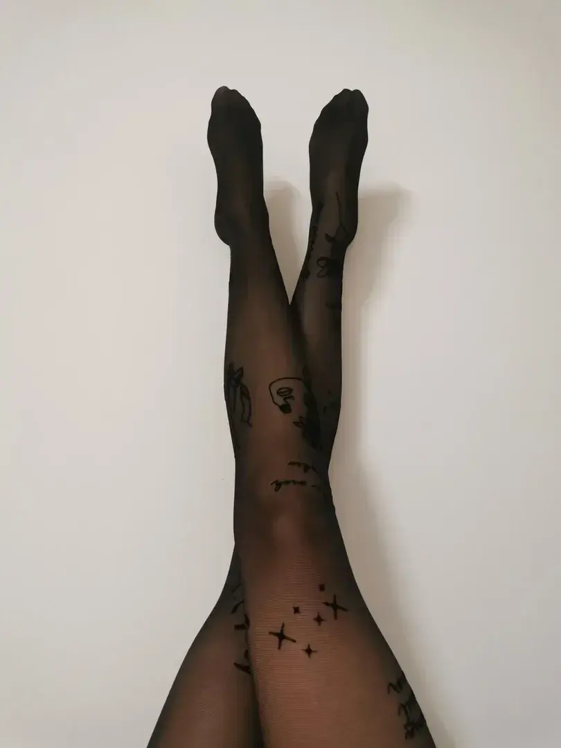 Leak & nude 5 — Petitspiedsdedanseuse