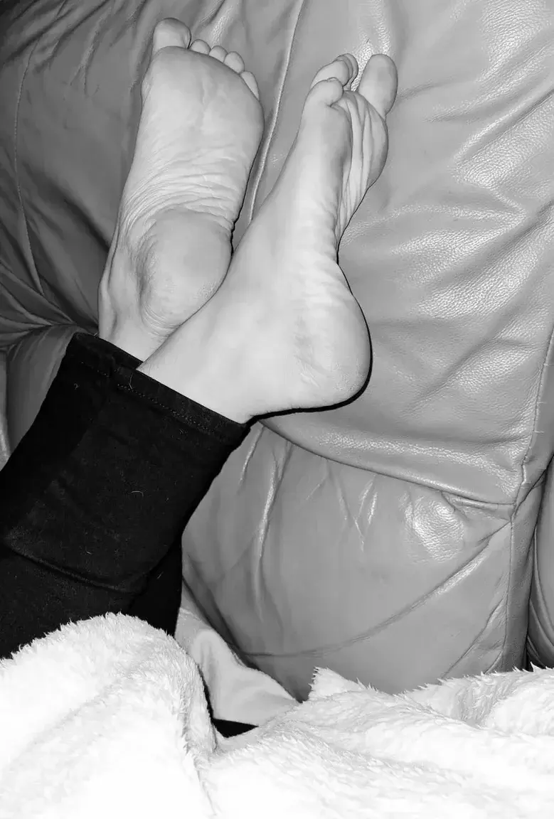 Leak & nude 1 — Feet-cactus