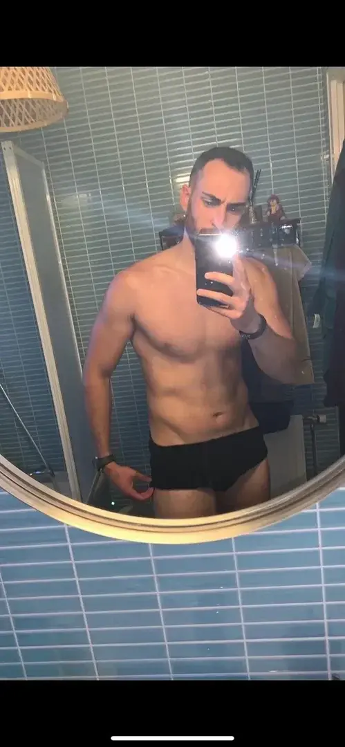 Leak & nude 2 — Th_vls