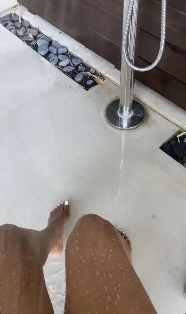 Leak & nude 1 — _joliepied1_