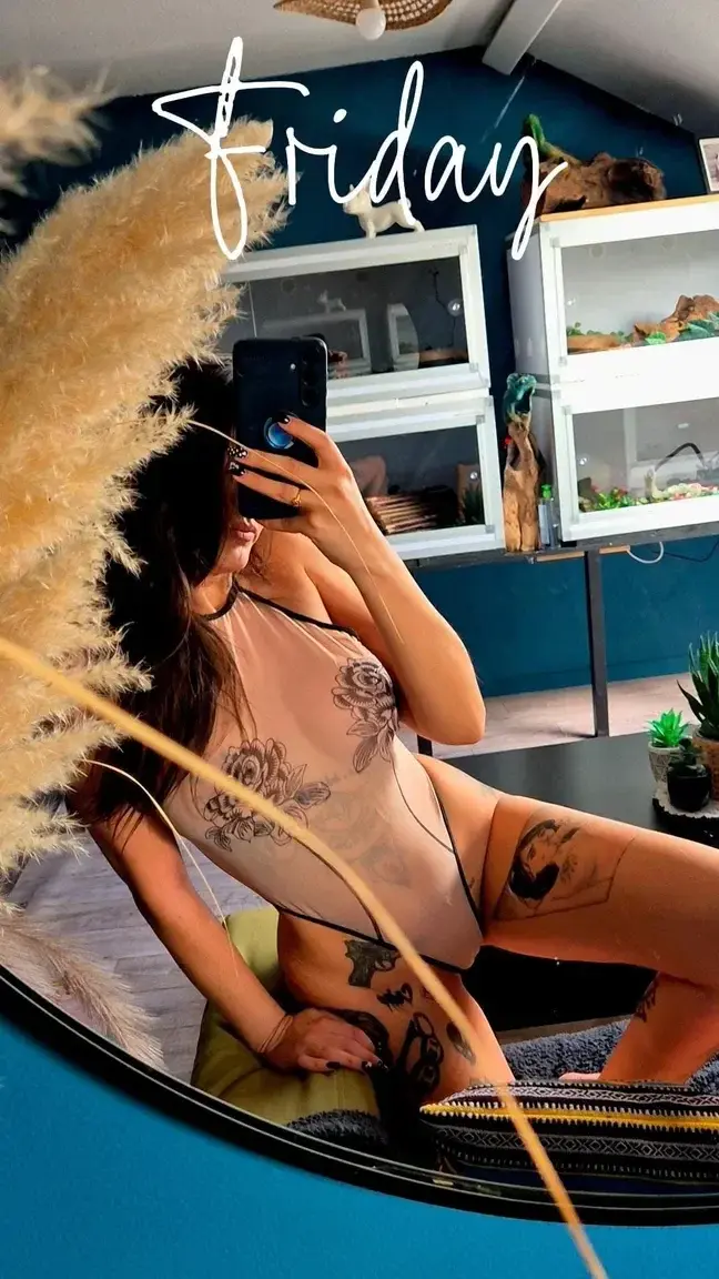 Alya_cash_x - Photo exclusive MYM 6 | French Modèles