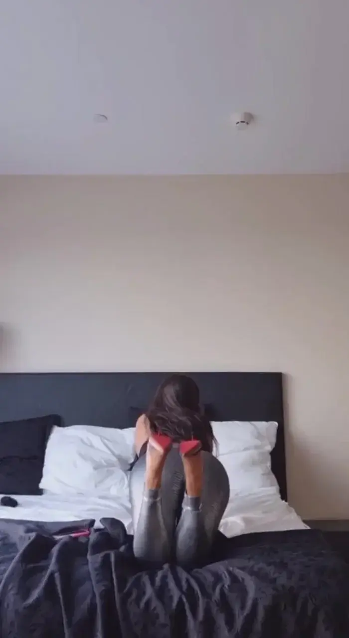 Leak & nude 9 — _santchelita