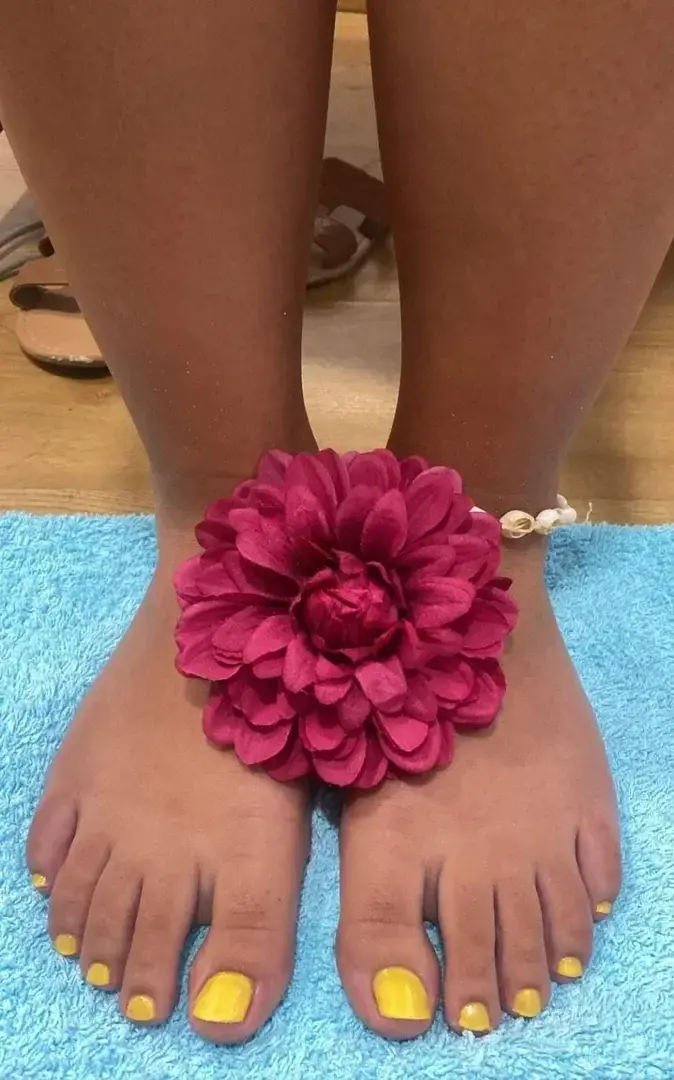 Leak & nude 2 — Hotfeet2girls