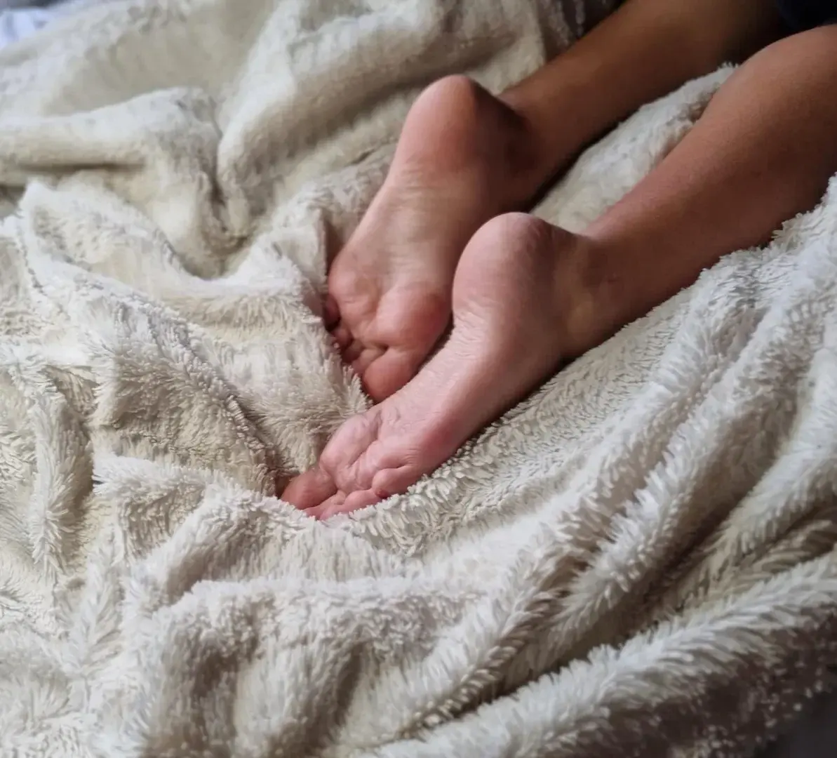 Leak & nude 4 — Hotfeet2girls