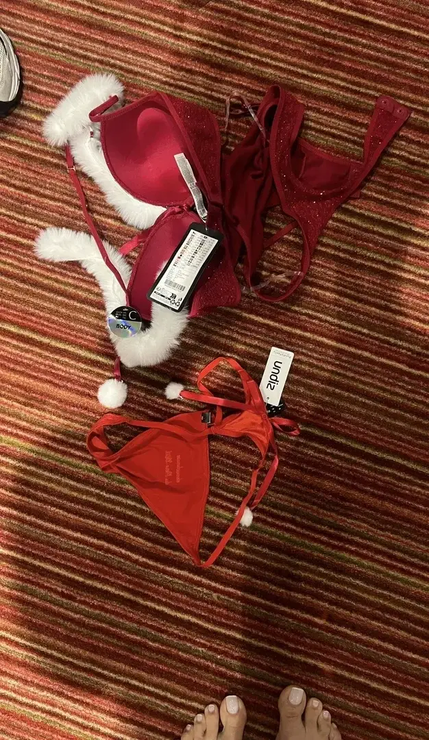 Plutôt mignon pour une soirée de Noël non ? 🥵