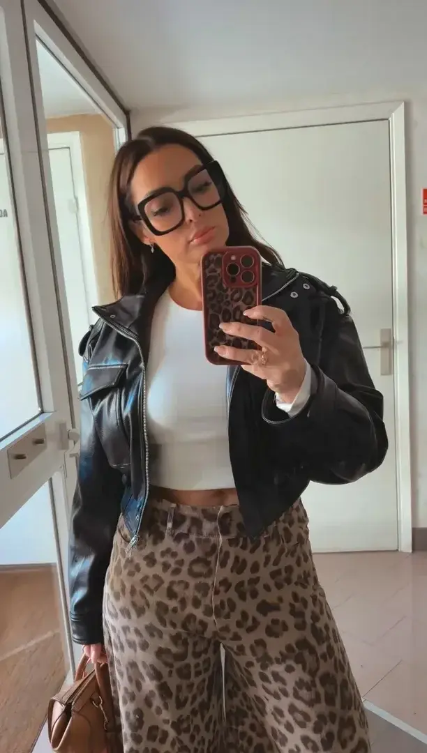 Aperçu public — Emilienefnaf : « -90% sur ton abonnement 🔥 » (MYM) — pas un leak