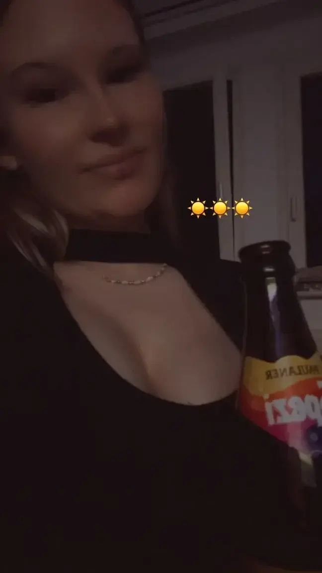 Leak & nude 3 — antoniacornelia