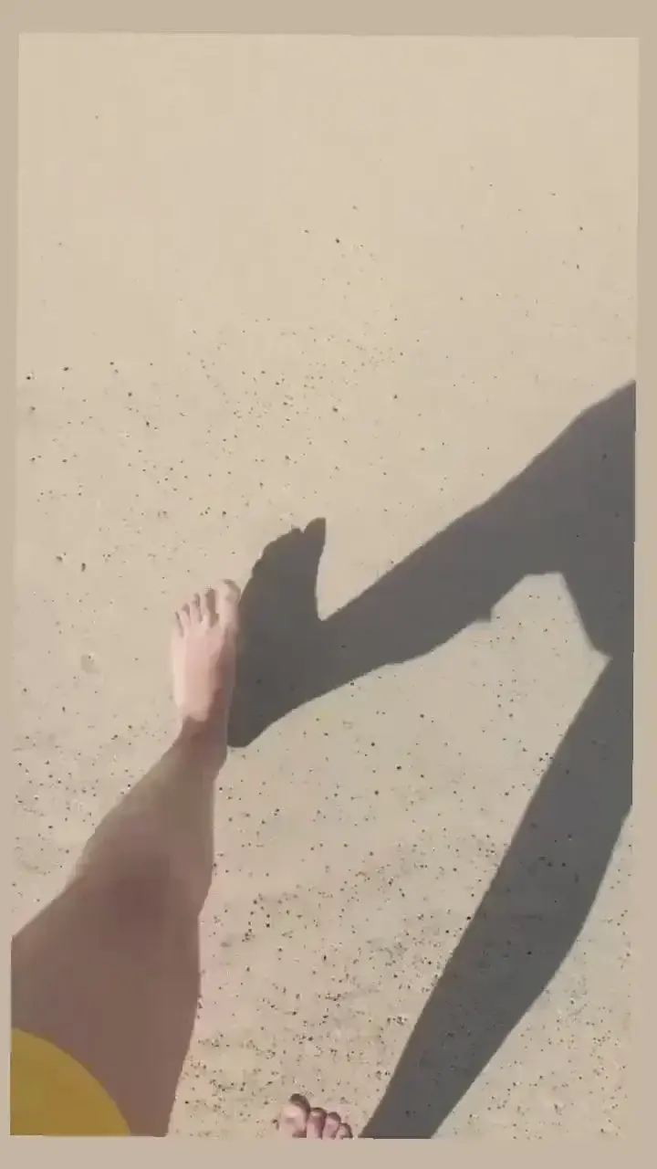 Leak & nude 2 — feetness_