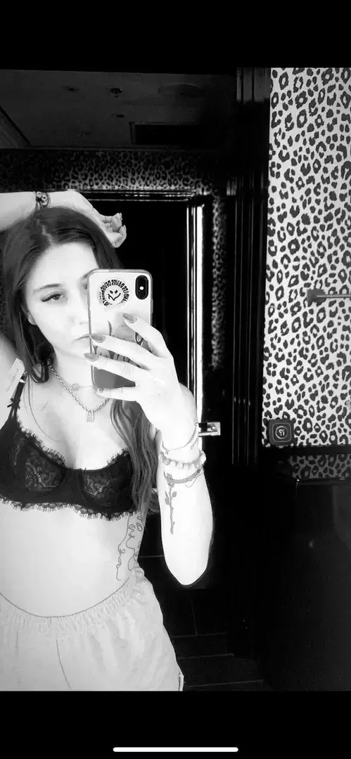 Leak & nude 1 — Kiaralovv_