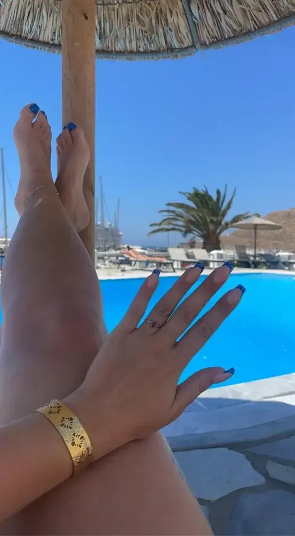 Leak & nude 5 — krysten