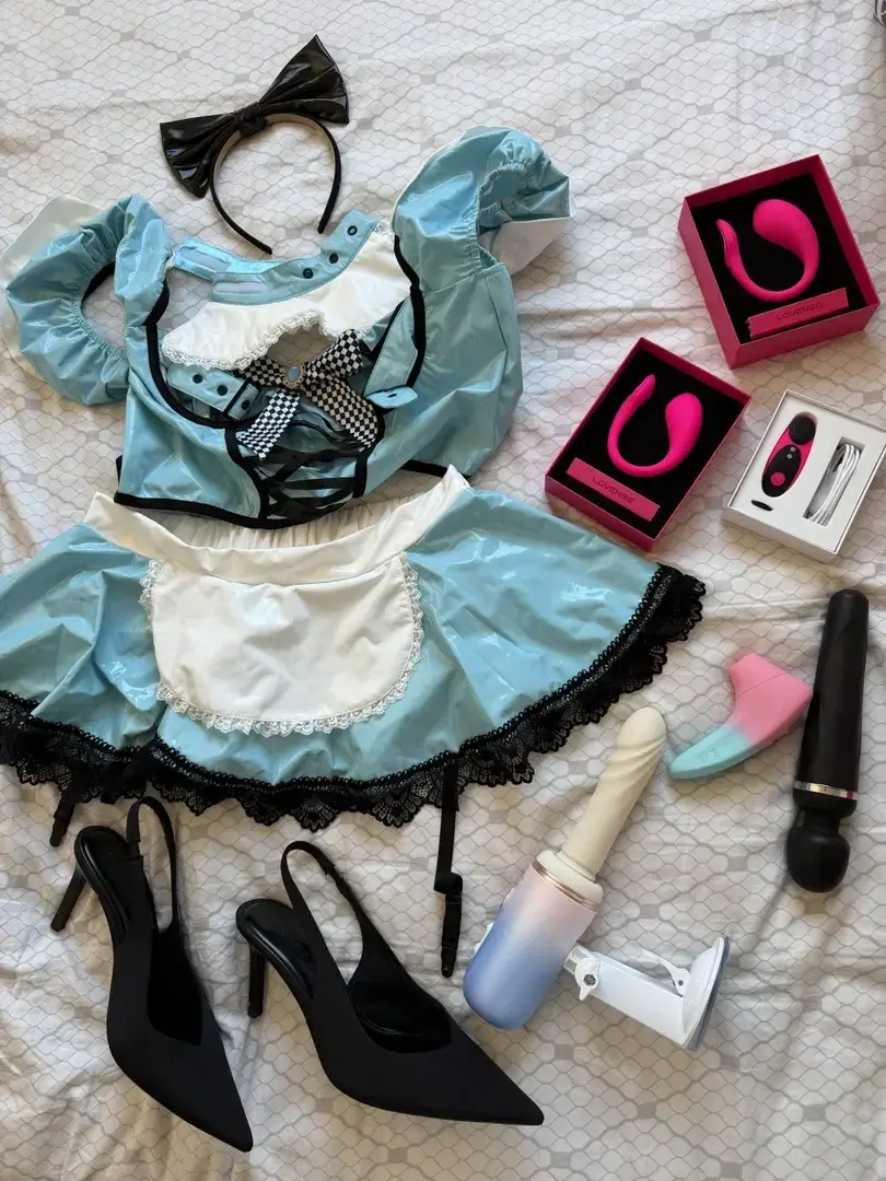 Leak & nude MYM — Tigresss_s : « J’ai fais une vidéo avec TOUT MES JOUETS CONNECTÉEs ! J’en ai mis partout sur mon téléphone !Ou ça ? À Perpignan les fenêtres bien ouvertes devant les voisins ! Un magnifique spectacle que tu pourra voir en vidéo ! L’aperçu ? Ici » (MYM)