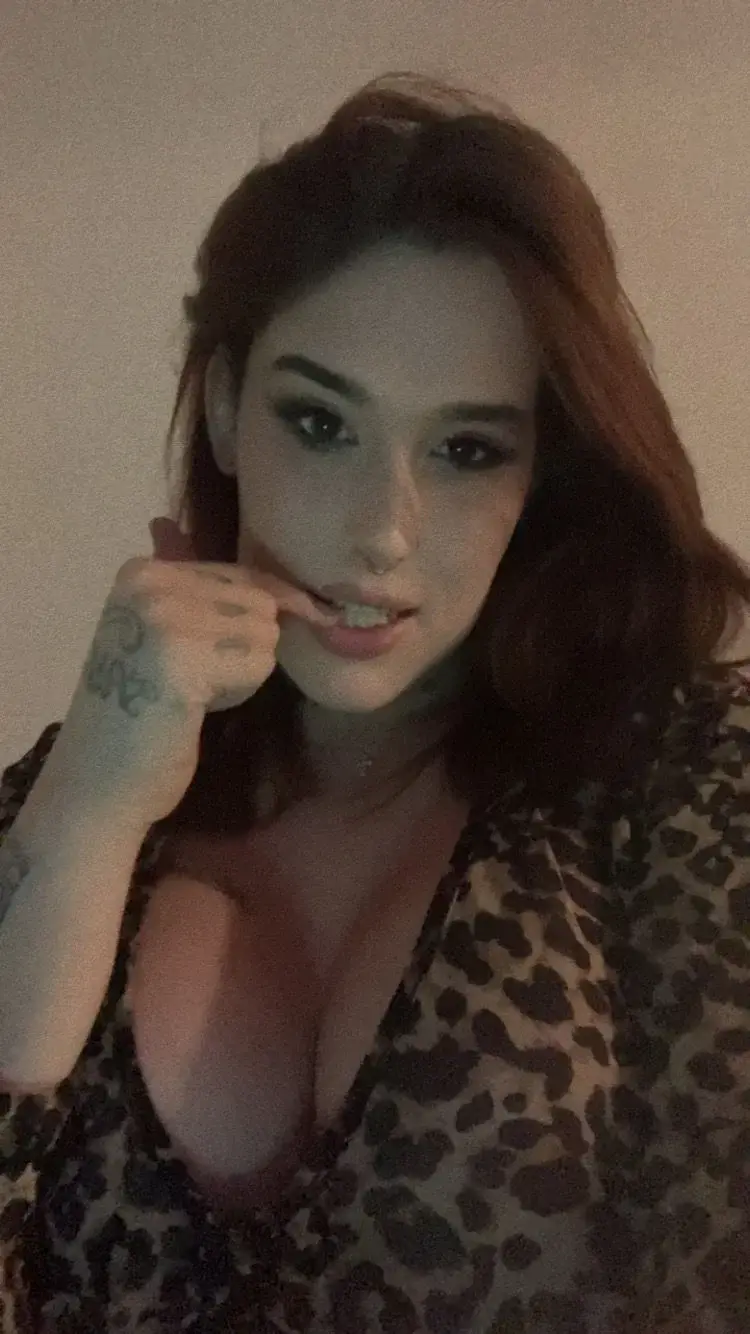 Lara_g - Photo exclusive MYM 1 | French Modèles