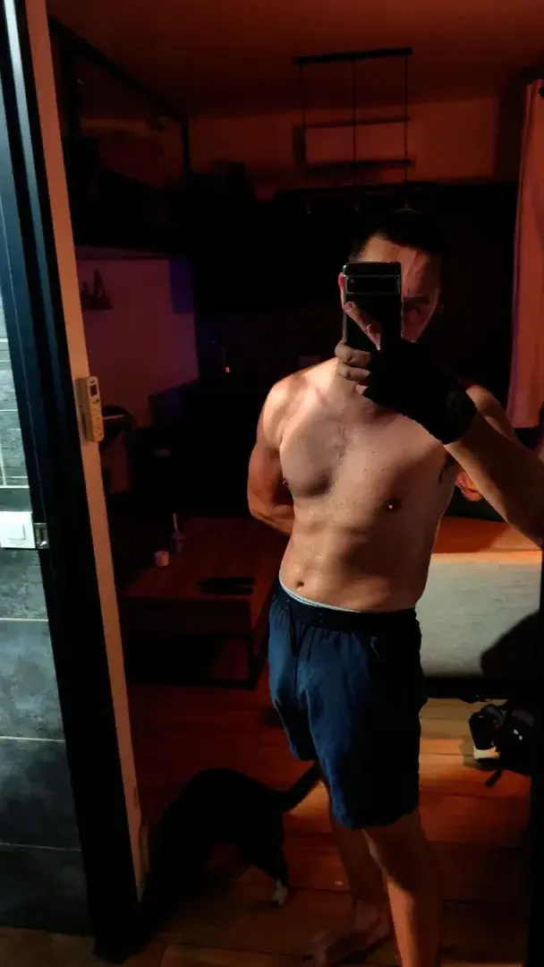 Leak & nude 1 — Jeune_sportif
