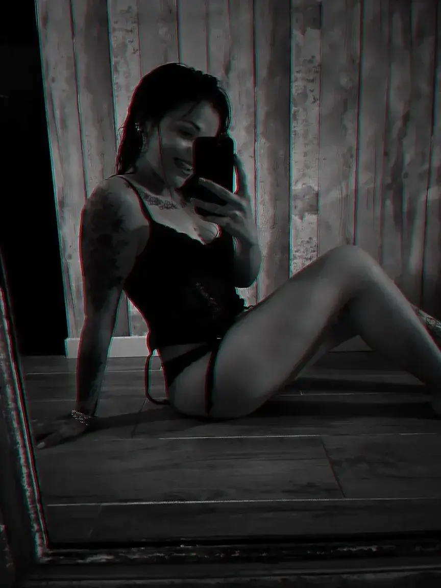 Leak & nude 1 — _mandala