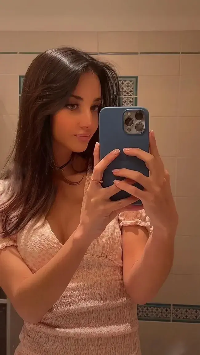 ABO GRATUIT A VIE tu as juste à cliquer sur t'abonner ♥️cc tfq ?