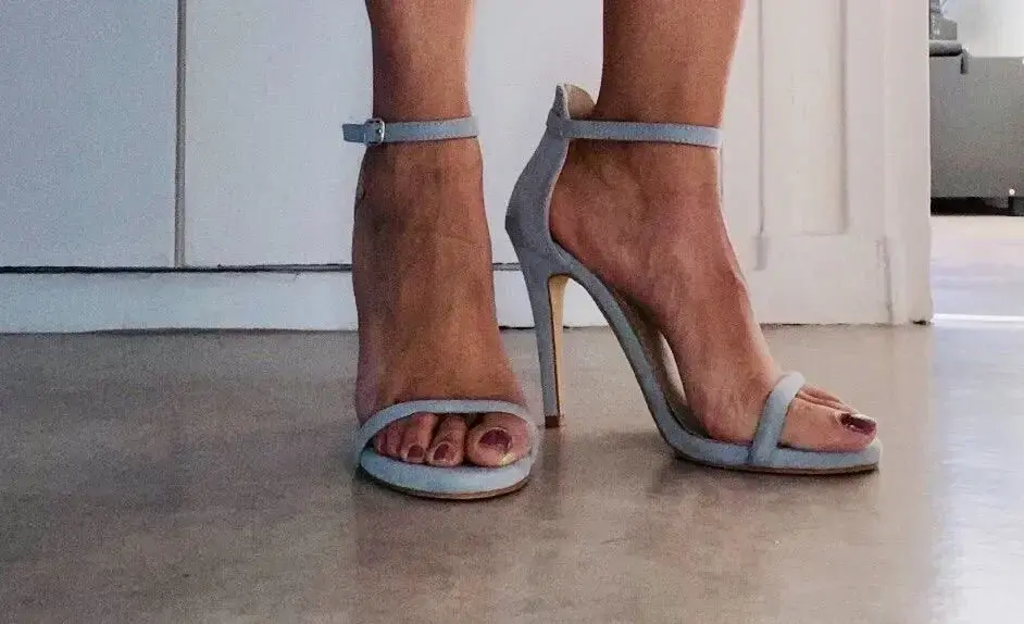 Cecilemetissefeet - Photo exclusive MYM 2 | French Modèles