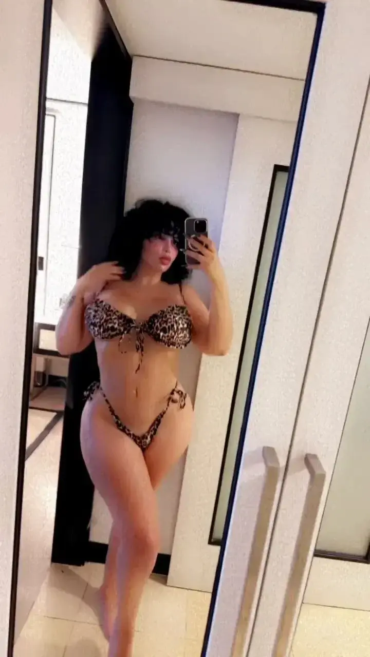 Leak & nude 2 — Sarah_classy