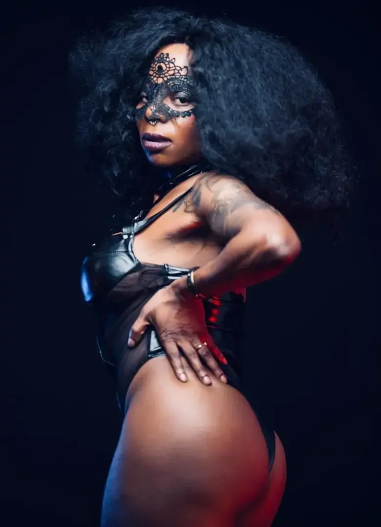Leak & nude 3 — Tomeazy