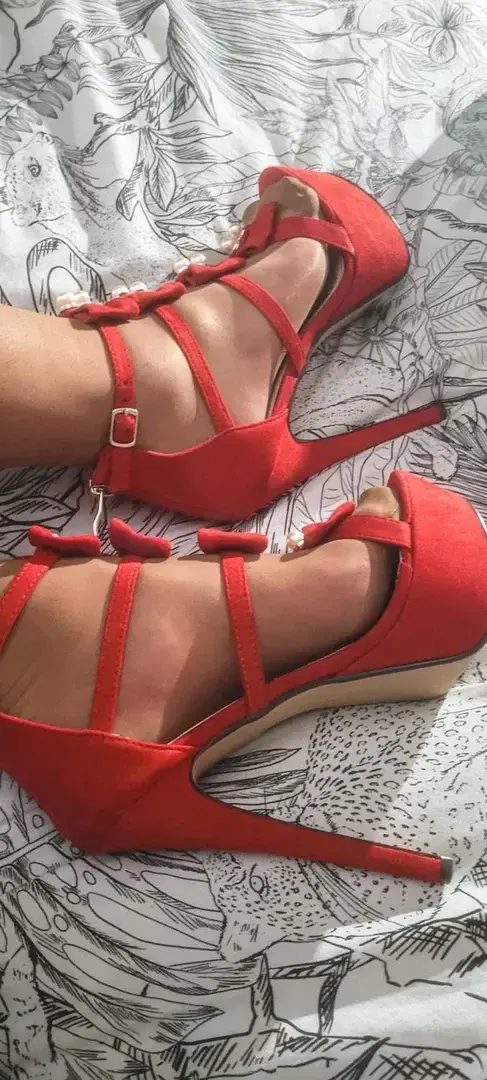 Leak & nude 6 — Isistravbcbg