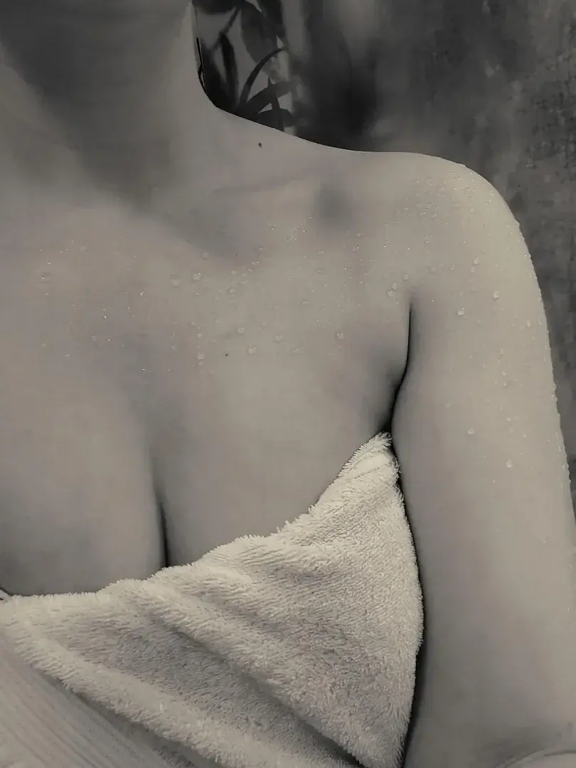 Leak & nude 1 — Julie9040