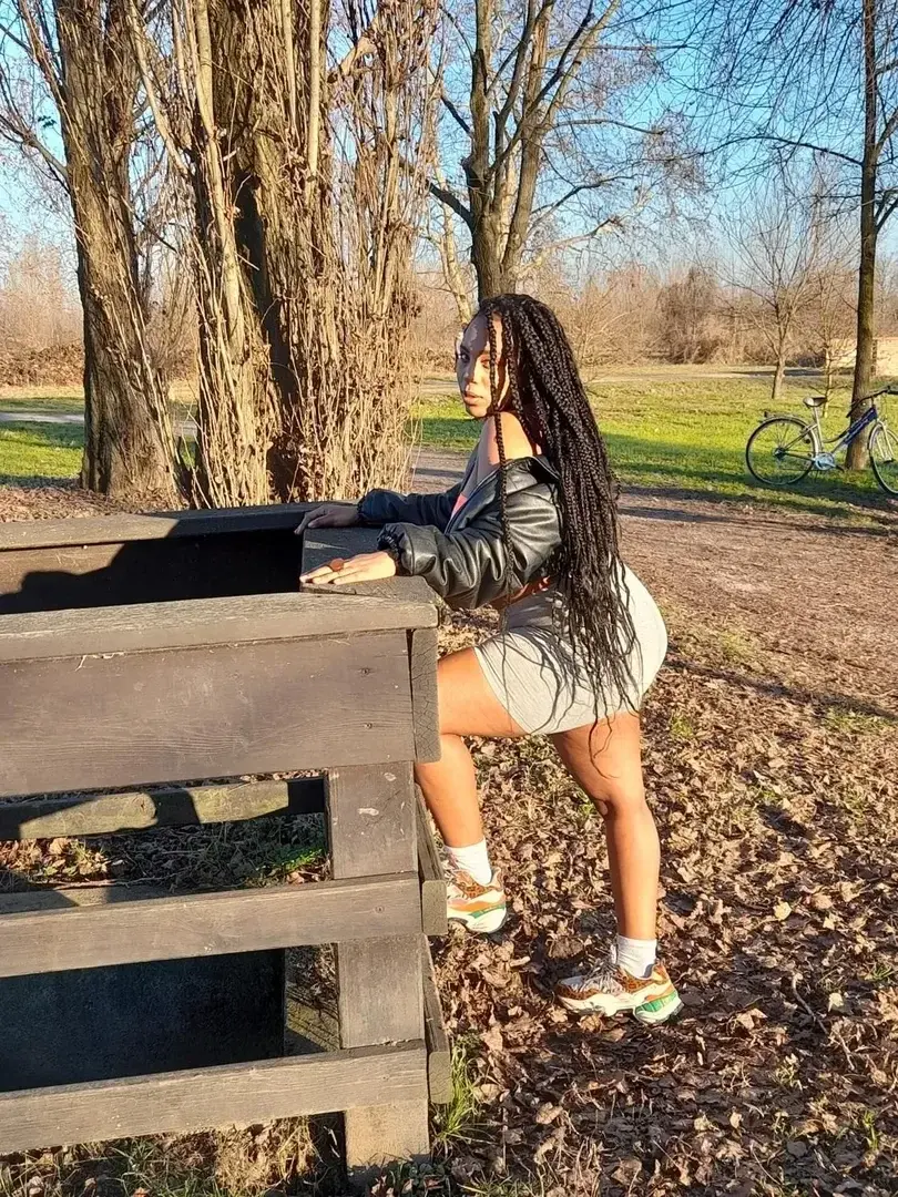 A Sunny Sunday  🥵🍑☀️#Ebonygirl#blackbeauty#bigbooty