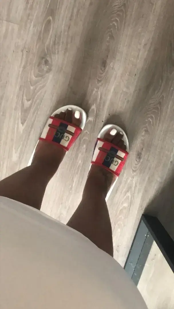 Avatar de Onlyfeetbitch