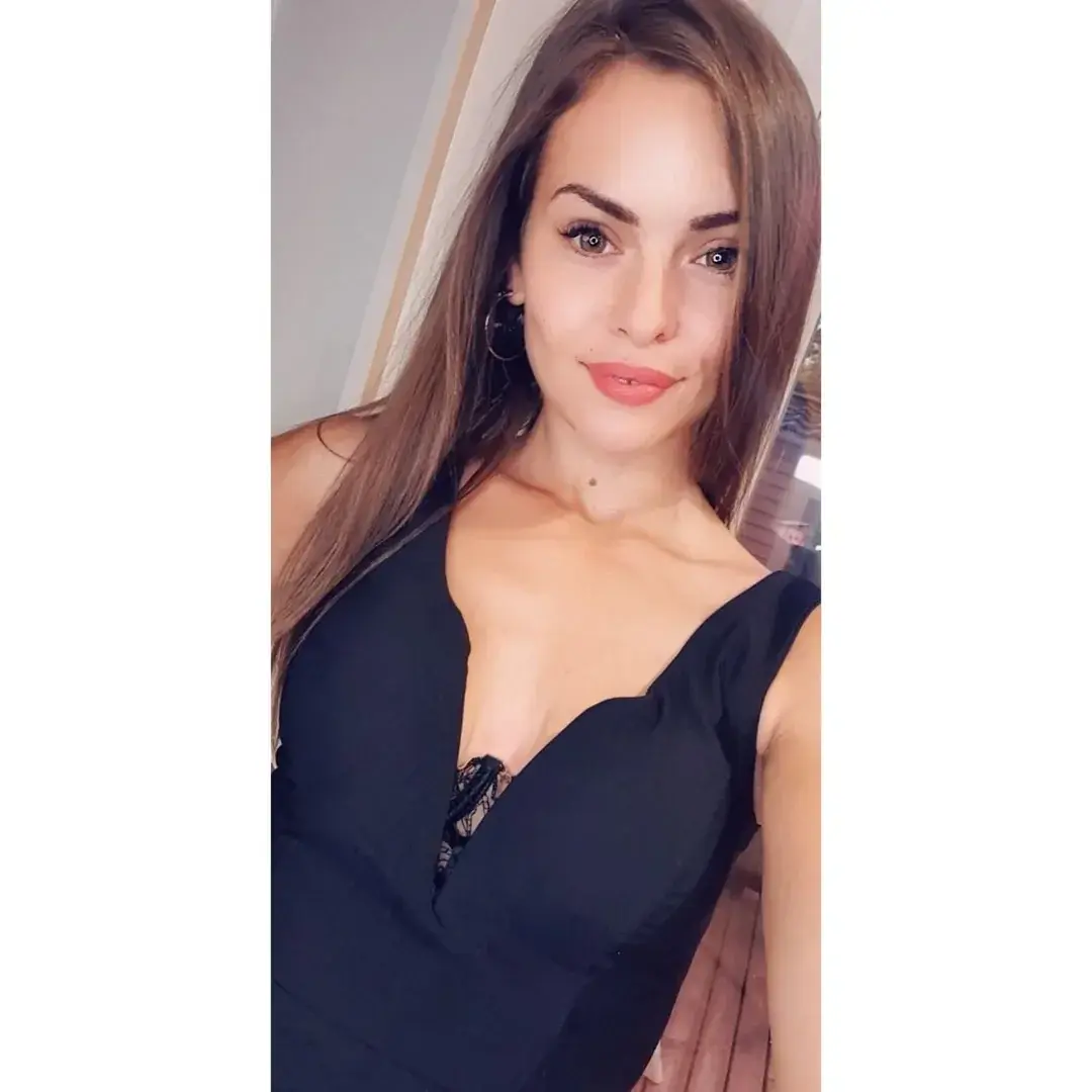 Leak public de Lauryln007 — « description de la photo » (nude) sur MYM