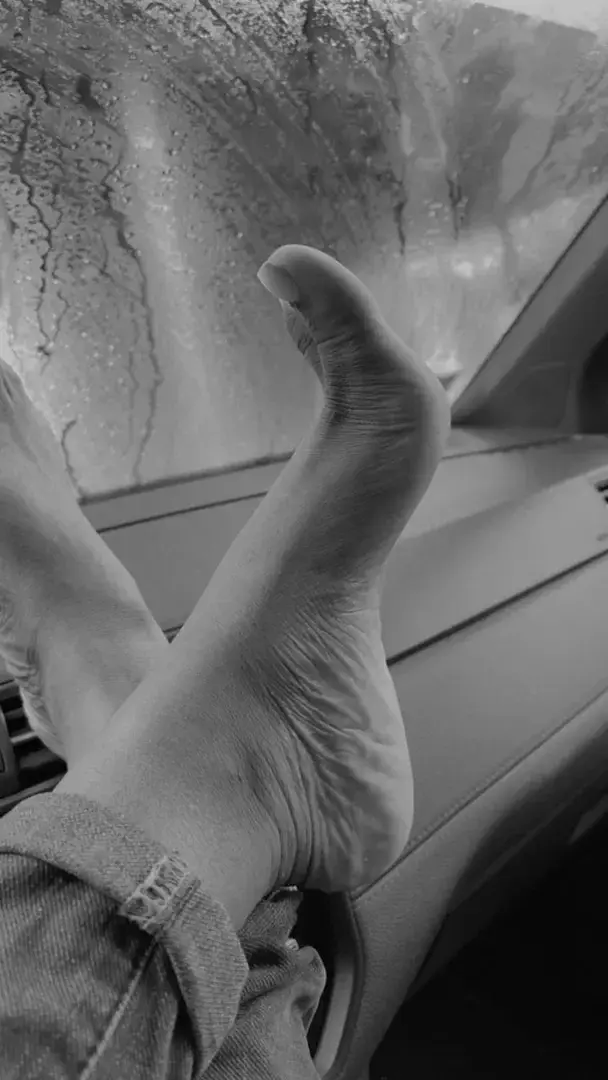 Leak & nude 1 — Sexyfoot_ebony
