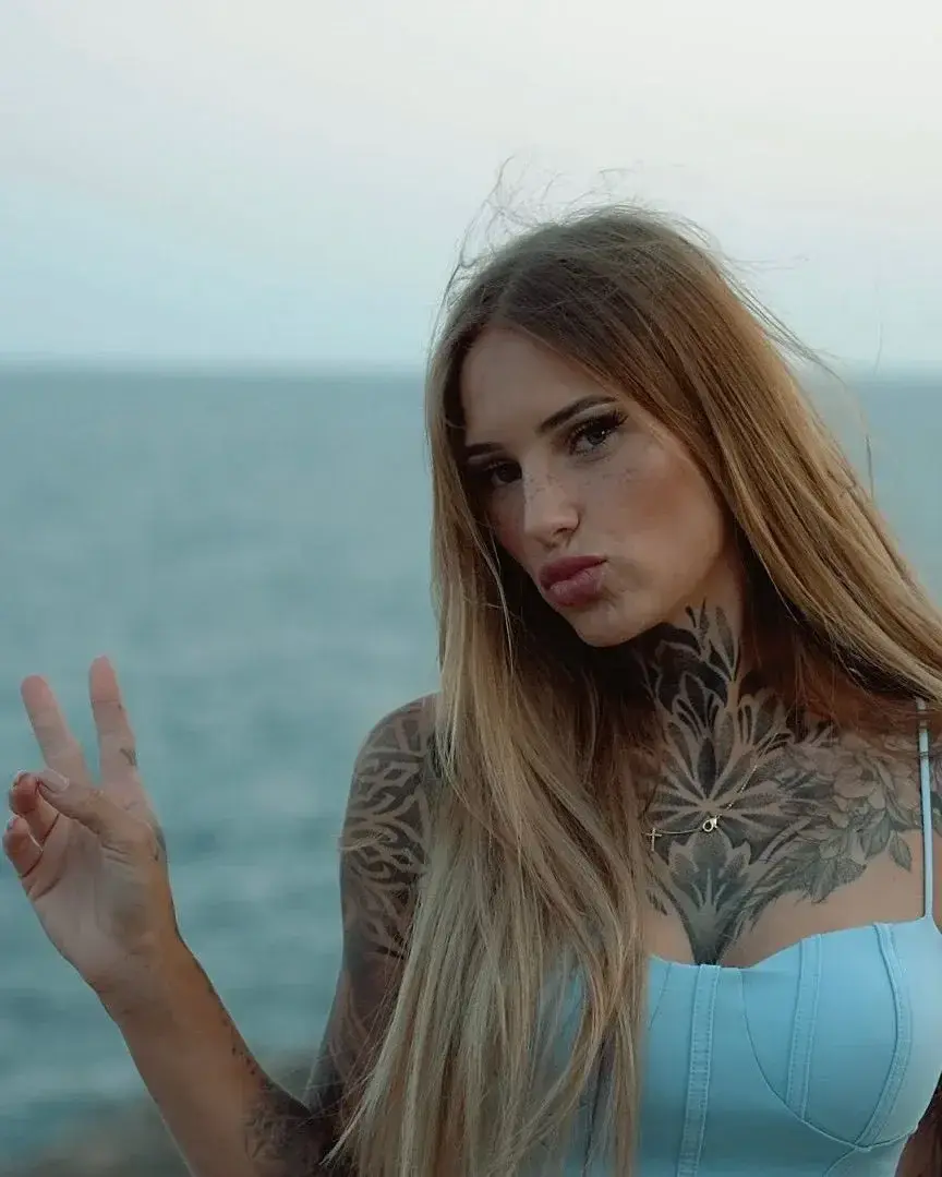 😙✌️