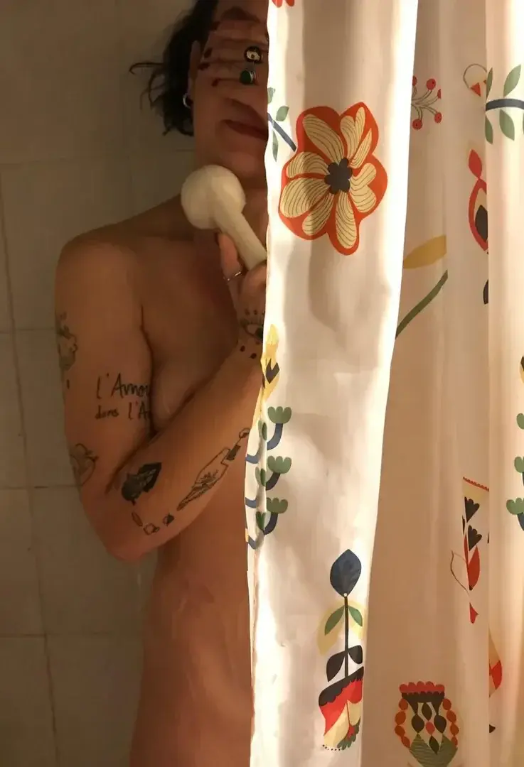 Leak & nude 8 — Emma-bovary
